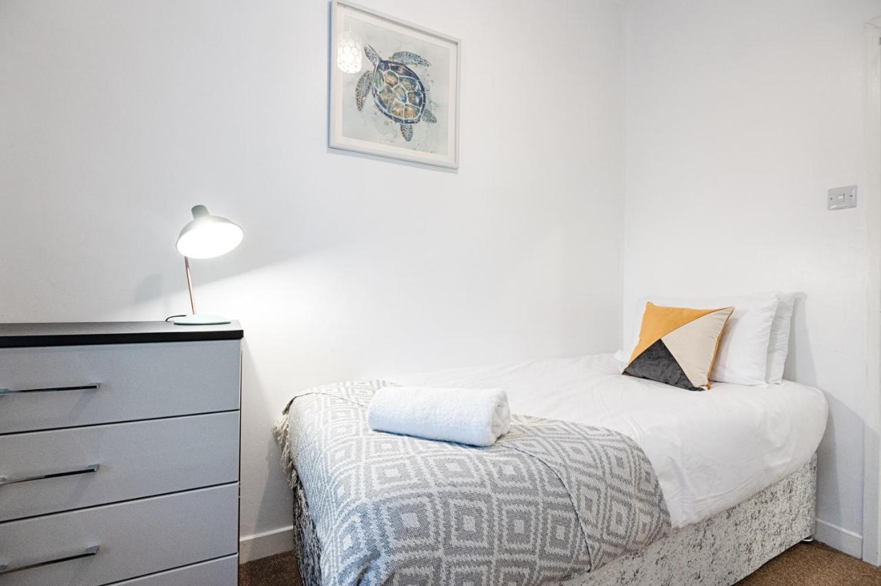 Parking, Smart Tv'S In All Rooms! Swansea Ngoại thất bức ảnh